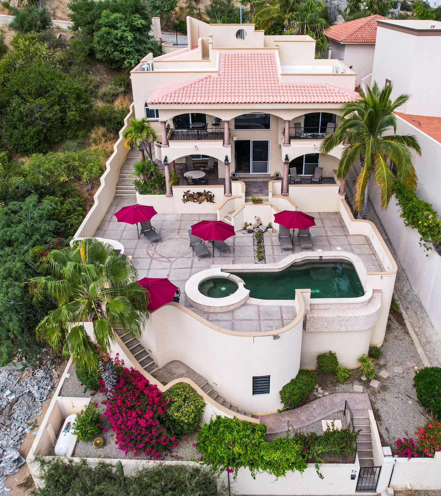 Hermosa villa Armonía de 3 hab con vista al mar, piscina y spa.