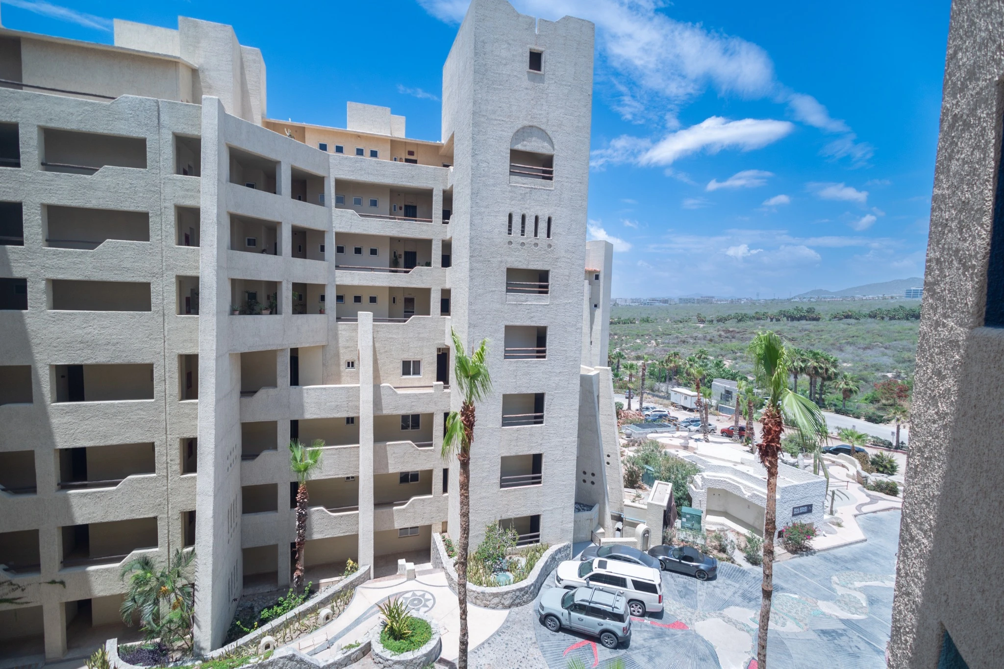 Impresionante 1 dormitorio con acceso a la playa y piscina a 5 minutos del centro de Cabo