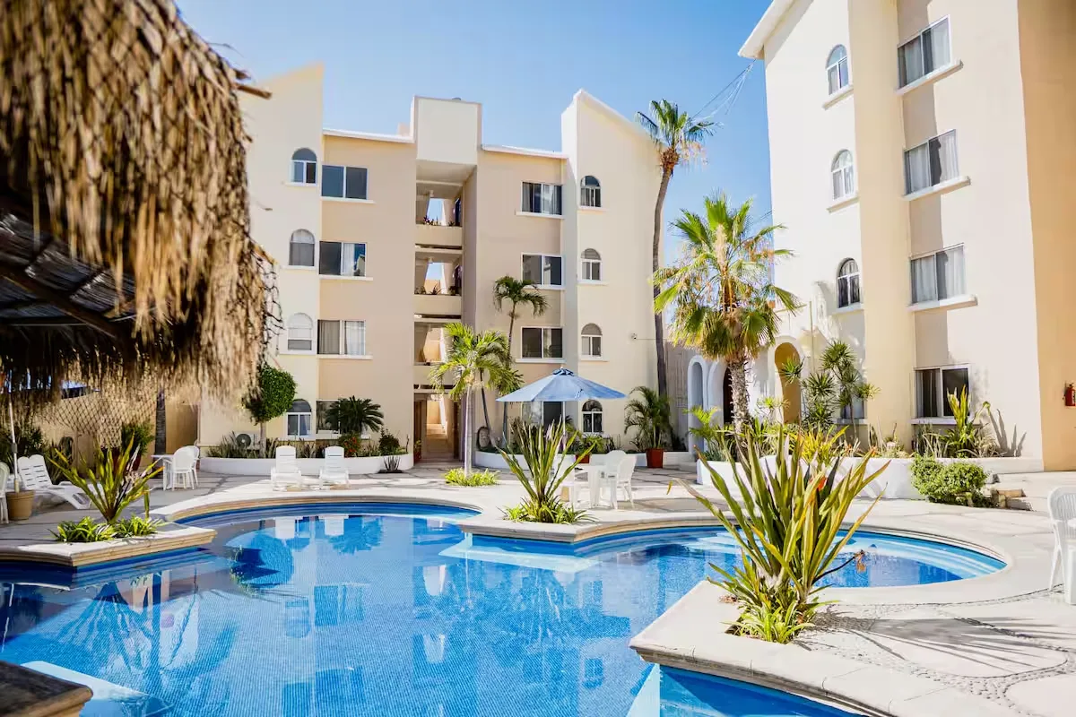 Apartamento de 1 dormitorio en ubicación céntrica, a 5 minutos de la playa, centro, piscina